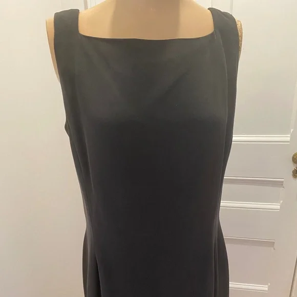 Dana Buchman Silk Gown - Size 14 - Picture 3 of 15